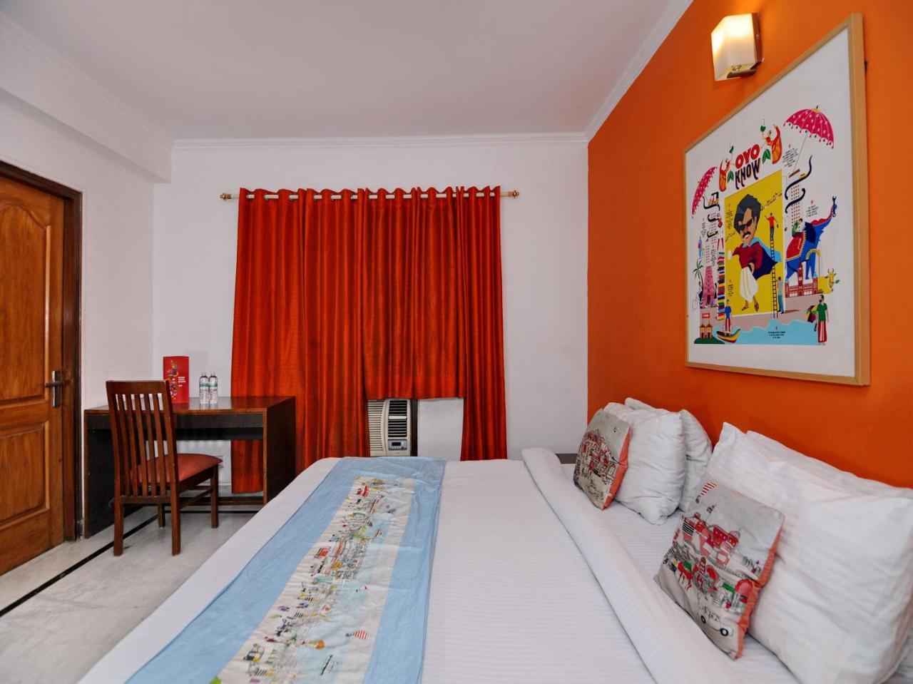 Oyo Flagship 592 Hauz Khas Village Nuova Delhi Esterno foto