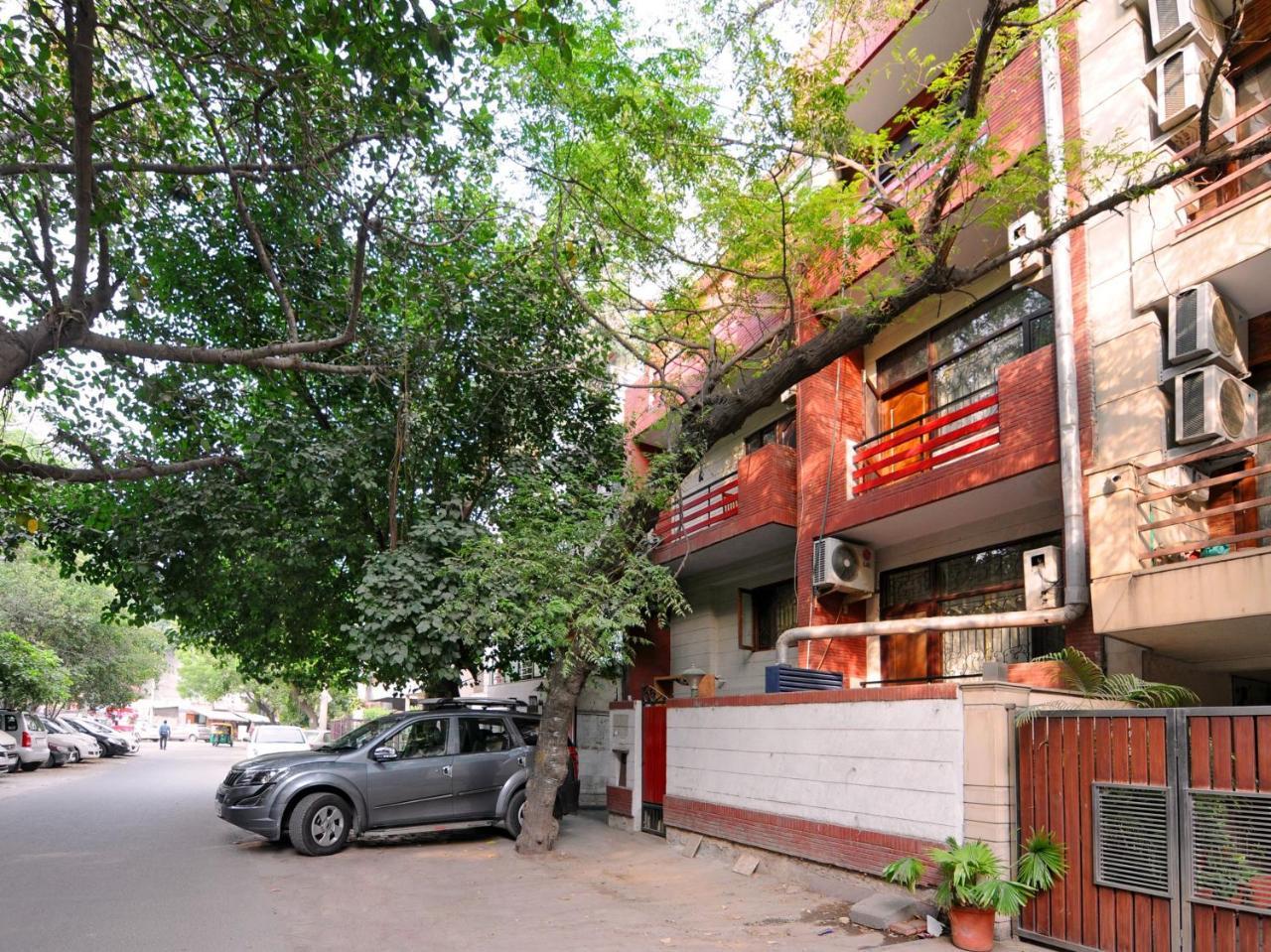 Oyo Flagship 592 Hauz Khas Village Nuova Delhi Esterno foto