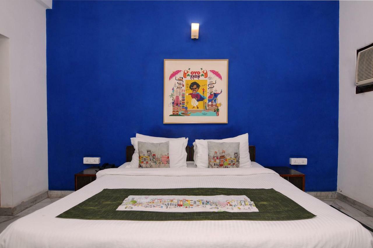 Oyo Flagship 592 Hauz Khas Village Nuova Delhi Esterno foto