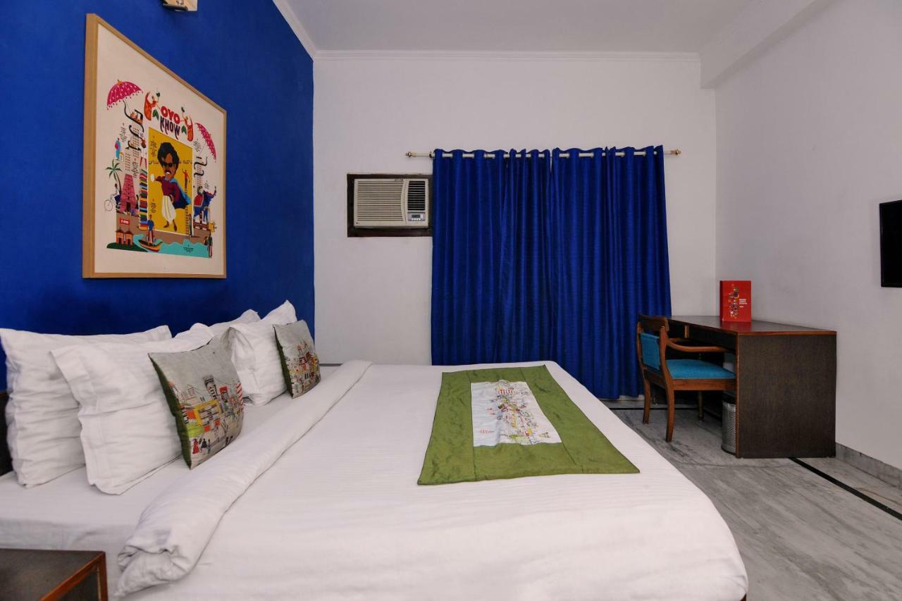 Oyo Flagship 592 Hauz Khas Village Nuova Delhi Esterno foto