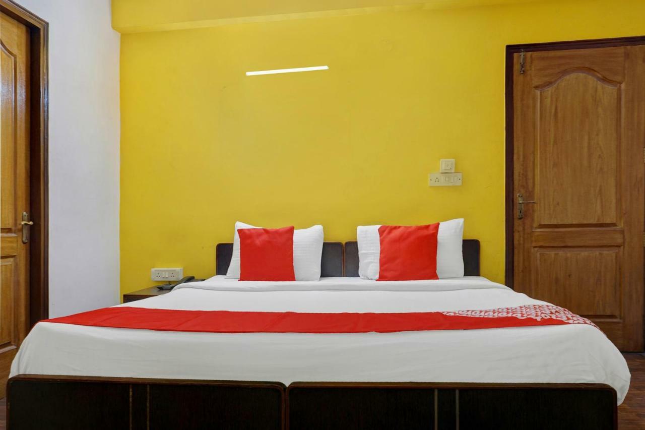 Oyo Flagship 592 Hauz Khas Village Nuova Delhi Esterno foto